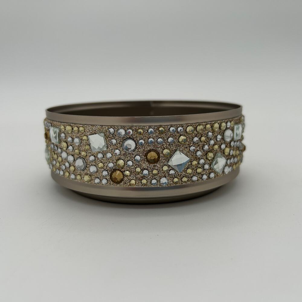 Bath & Body Works Pearls & Gems 3-Wick Candle Holder Sleeve